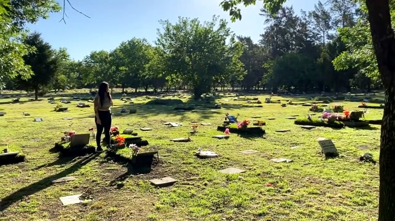 Denuncian que en el cementerio de Hurlingham se filmó un video porno y  profanaron tumbas – Informate Buenos Aires